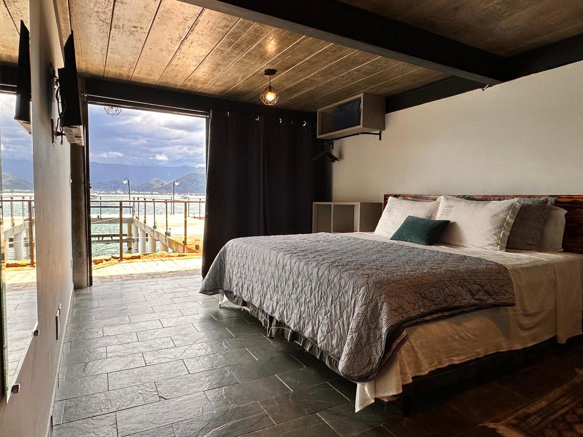 1819 Marine Hotel Ubatuba Eksteriør billede
